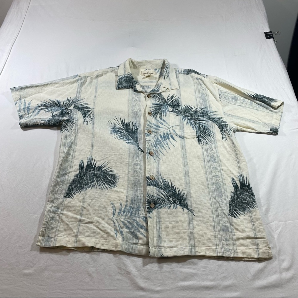 Paradise Shores Hawaiian Men’s Shirt Button Down Short Sleeve Palms print Shirt